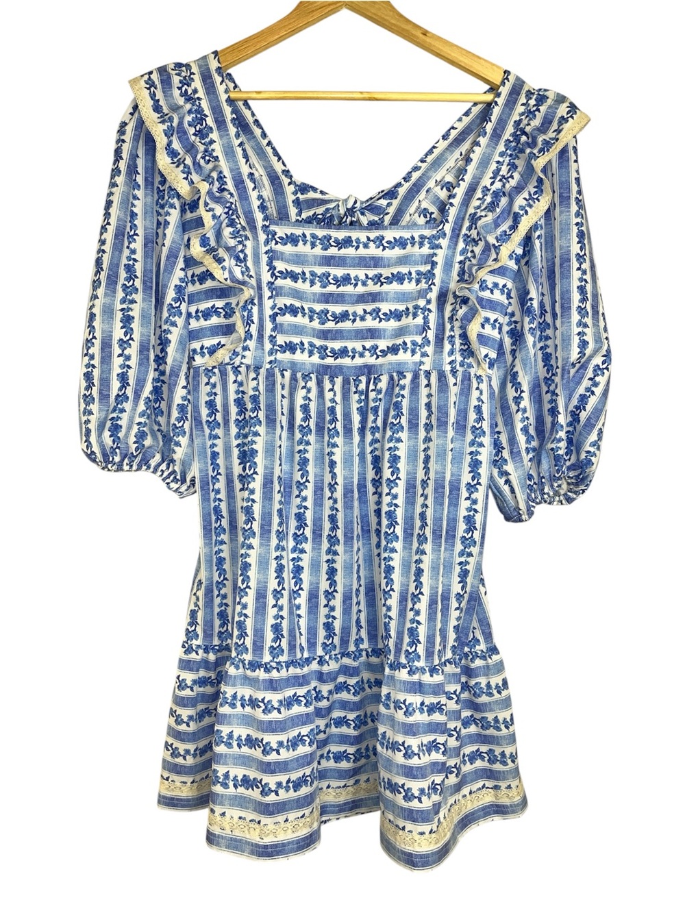 Smith & Quinn Blue Cream Floral Stripe Tir Back Mini Dress Ruffle Details SZ L